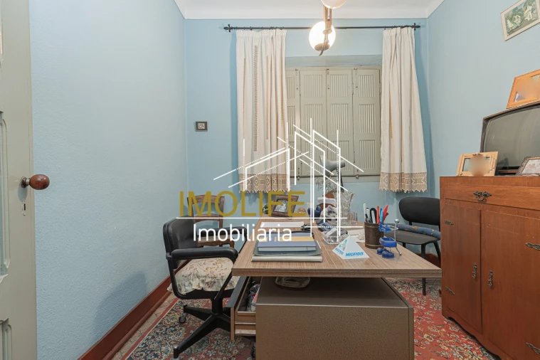 Moradia T7 para Venda em Mora Foto 13