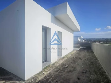 Moradia T5 para Venda em Tornada e Salir do Porto