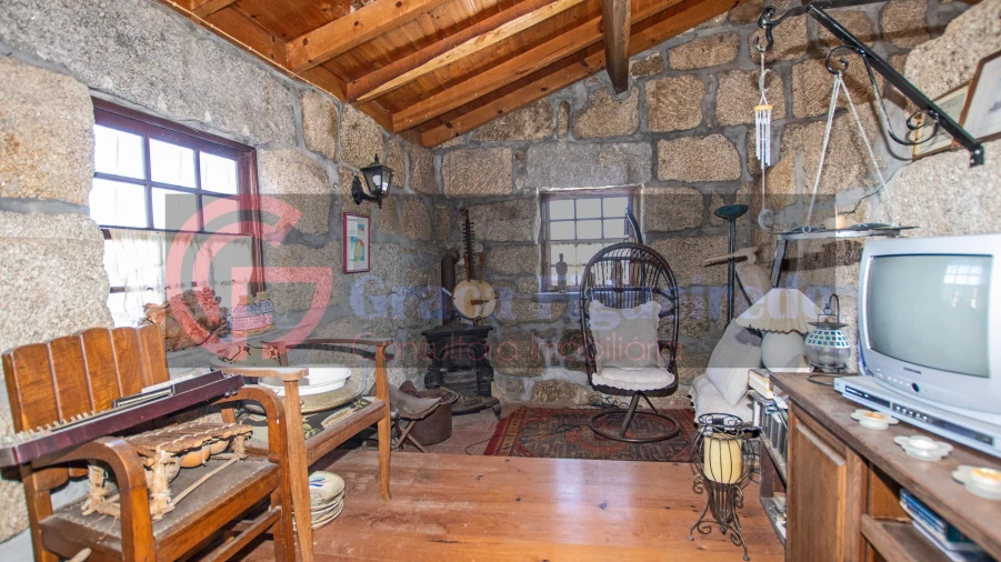 Moradia T3 para Venda em Travancinha Foto 8