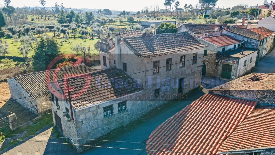 Moradia T3 para Venda em Travancinha Foto 3