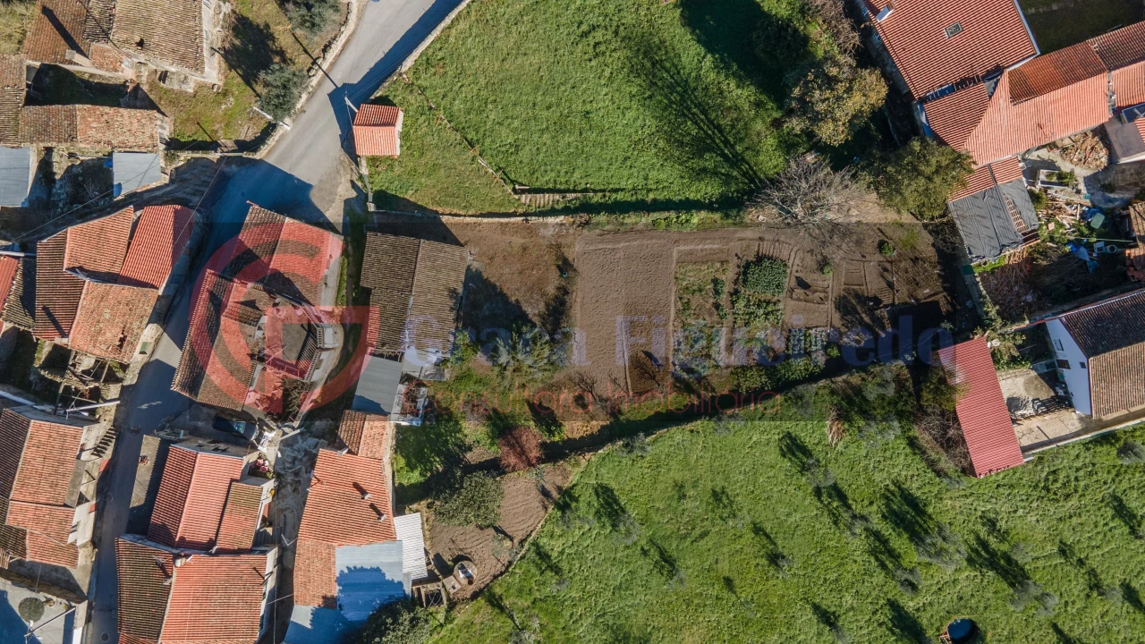 Moradia T3 para Venda em Travancinha Foto 5