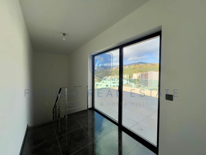 Apartamento T3 para Venda em São Martinho Foto 32