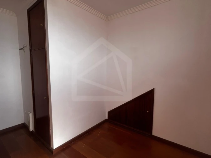 Moradia T3 para Venda em Esmoriz Foto 17