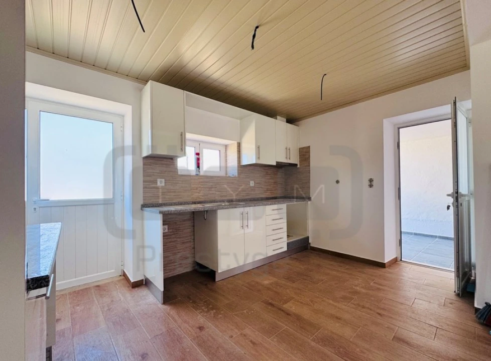 Moradia T2 para Venda em Sabacheira Foto 5