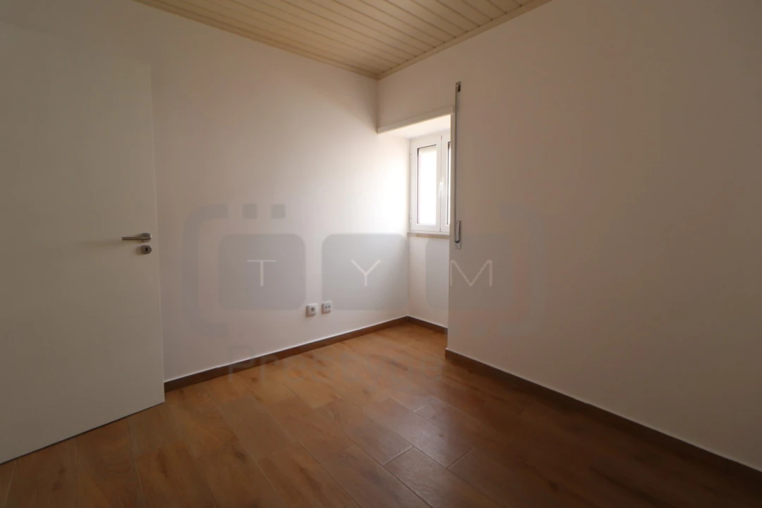 Moradia T2 para Venda em Sabacheira Foto 8