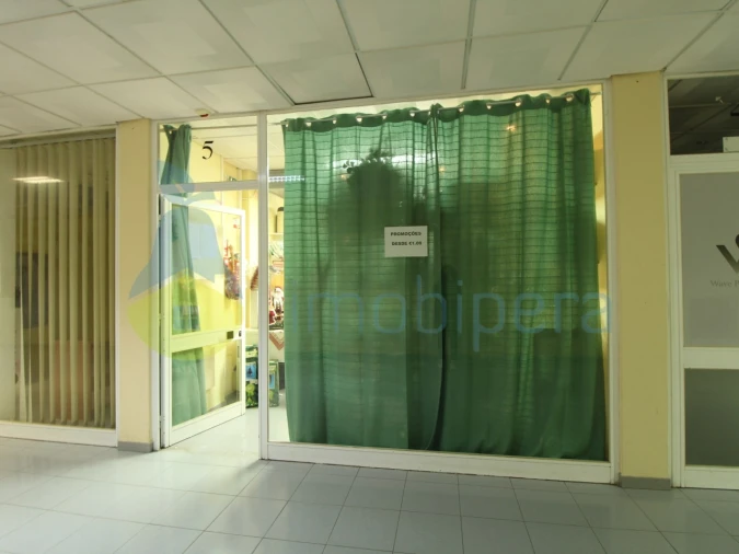 Loja para Venda em Lagoa e Carvoeiro Foto 4