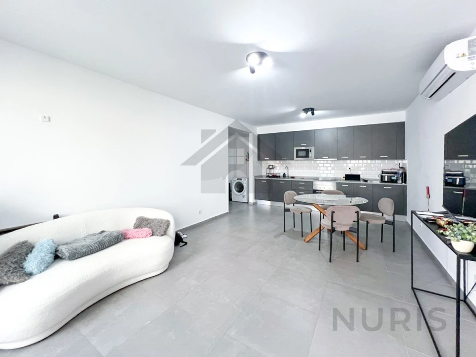 Apartamento T1 para Venda em Portimão Foto 2