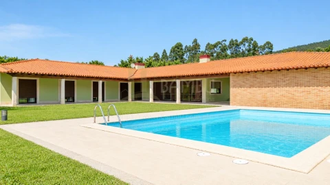 Moradia T4 para Venda em Argela