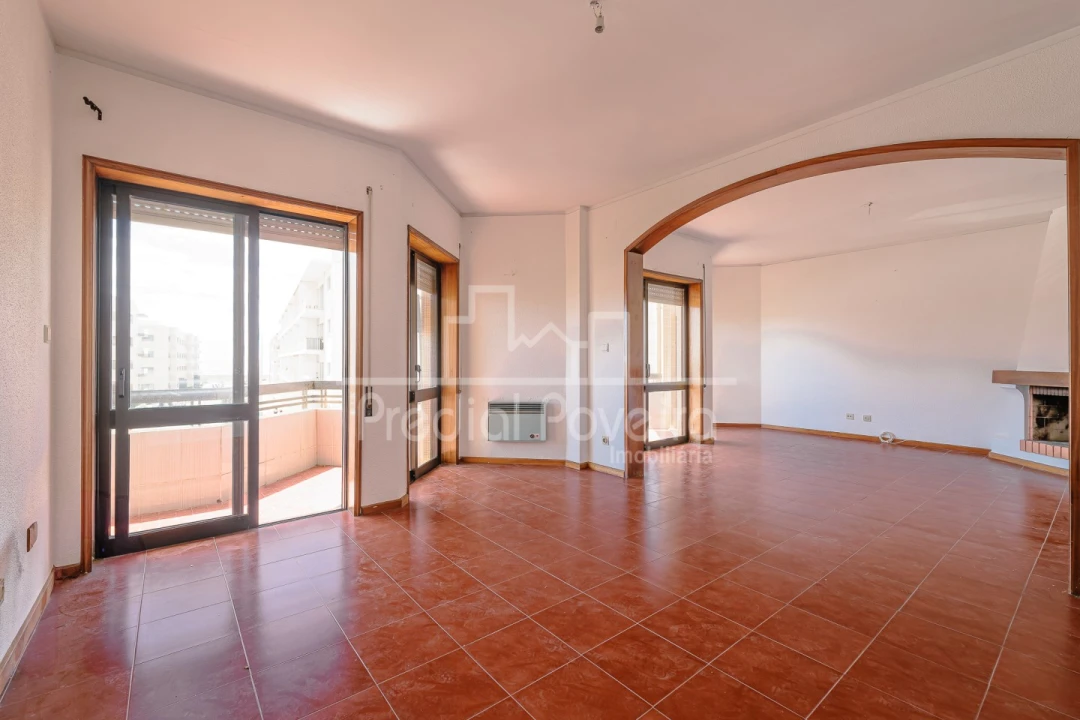 Apartamento T3 para Venda em Arvore Foto 6