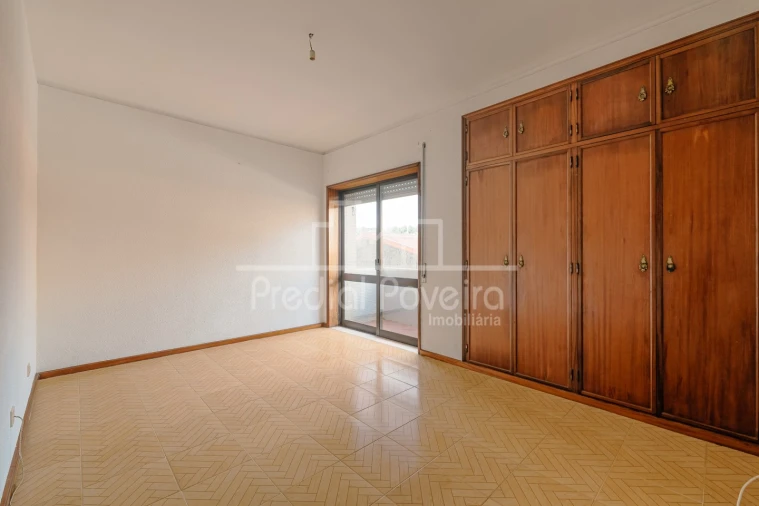 Apartamento T3 para Venda em Arvore Foto 17