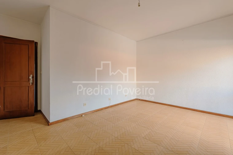 Apartamento T3 para Venda em Arvore Foto 18