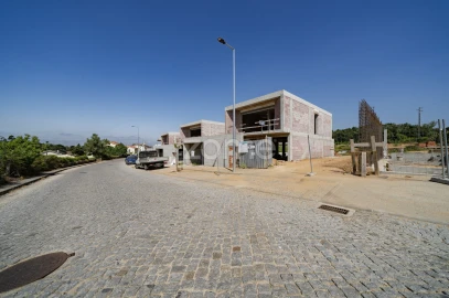 Moradia T3 para Venda em Cabreiros e Passos (São Julião)