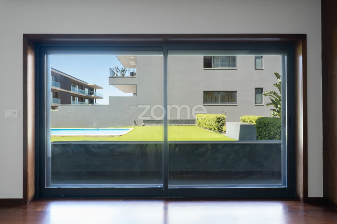 Apartamento T3 para Arrendamento em Canidelo Foto 21