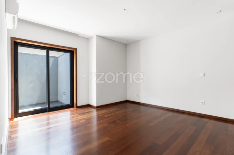 Apartamento T3 para Arrendamento em Canidelo Foto 23
