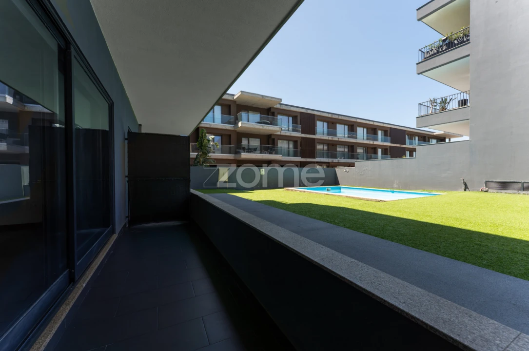Apartamento T3 para Arrendamento em Canidelo Foto 24