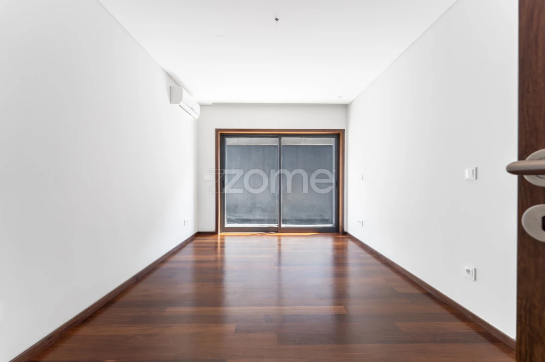 Apartamento T3 para Arrendamento em Canidelo Foto 28