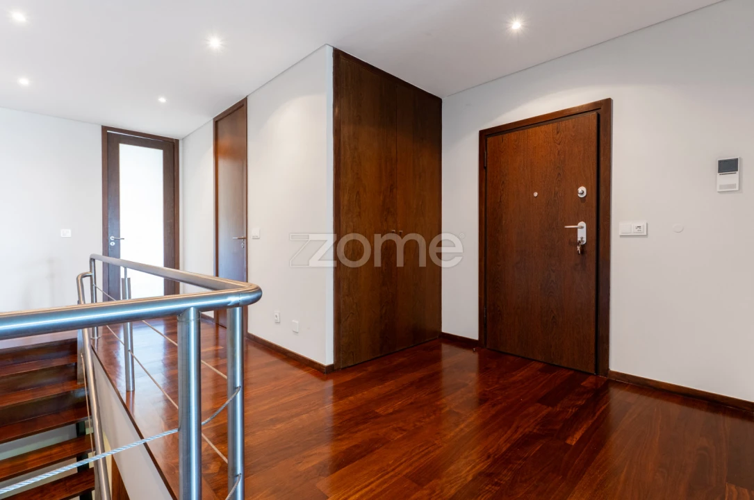 Apartamento T3 para Arrendamento em Canidelo Foto 7