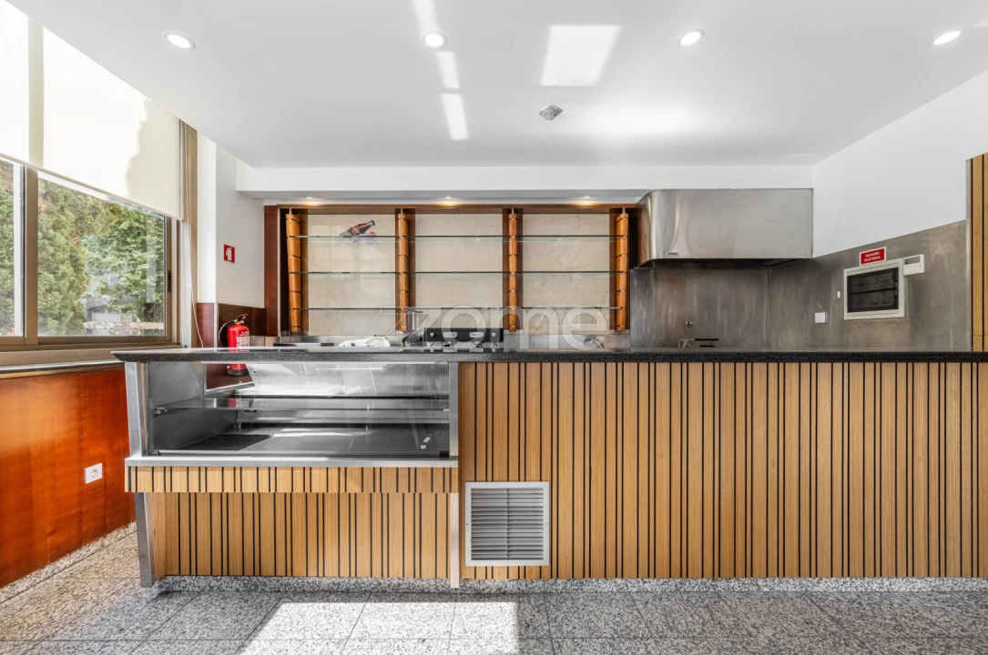 Negócio para Trespasse em Custóias, Leça do Balio e Guifões Foto 1