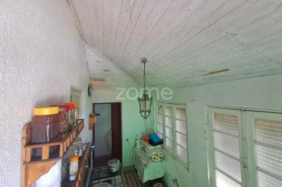 Moradia T6 para Venda em Seia, São Romão e Lapa dos Dinheiros
