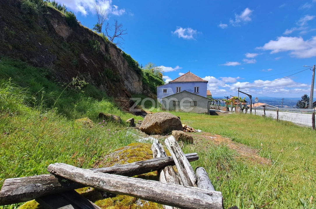 Moradia T6 para Venda em Seia, São Romão e Lapa dos Dinheiros Foto 30