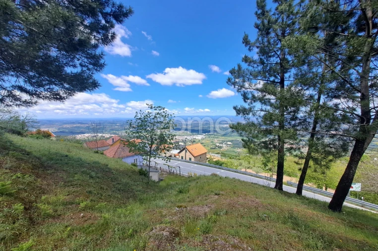 Moradia T6 para Venda em Seia, São Romão e Lapa dos Dinheiros Foto 21