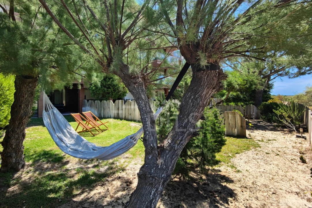 Apartamento T1 para Venda em Carvalhal Foto 3