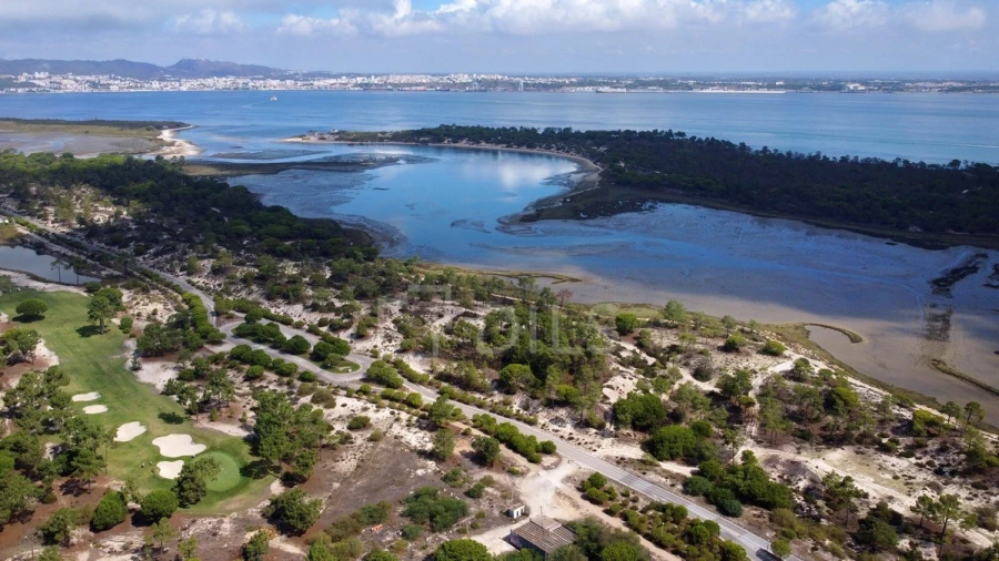 Apartamento T1 para Venda em Carvalhal Foto 38