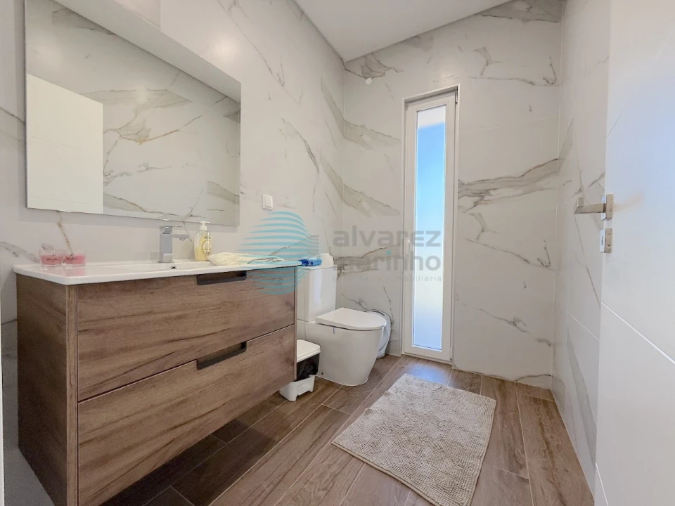 Moradia T4 para Venda em Ramalhal Foto 15