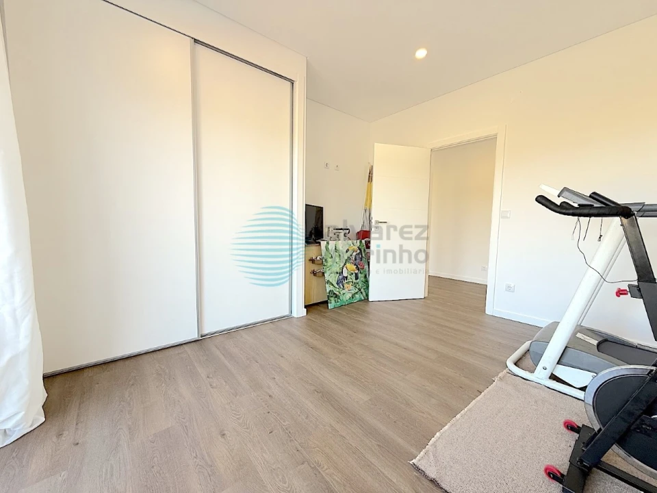 Moradia T4 para Venda em Ramalhal Foto 24