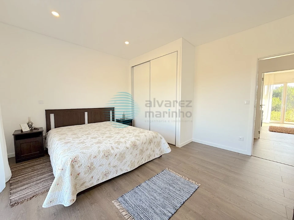 Moradia T4 para Venda em Ramalhal Foto 26