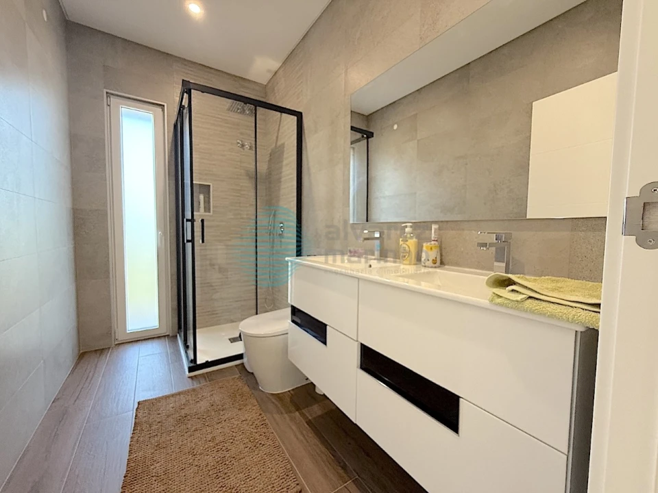 Moradia T4 para Venda em Ramalhal Foto 28