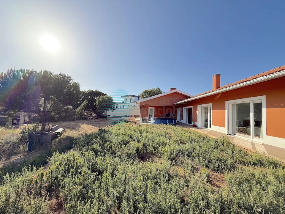 Moradia T4 para Venda em Ramalhal Foto 44