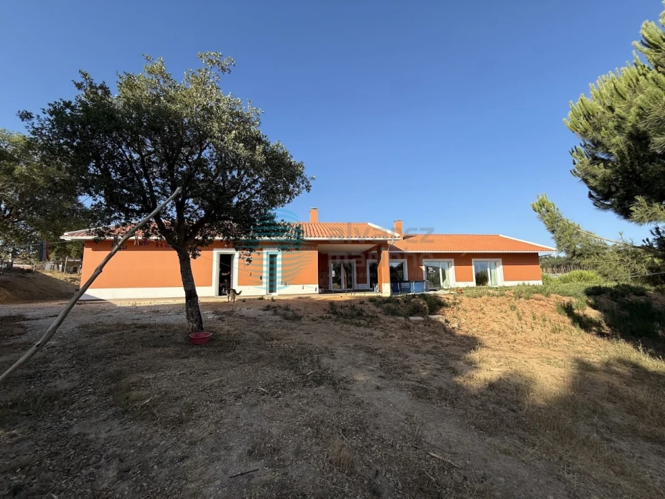 Moradia T4 para Venda em Ramalhal Foto 47