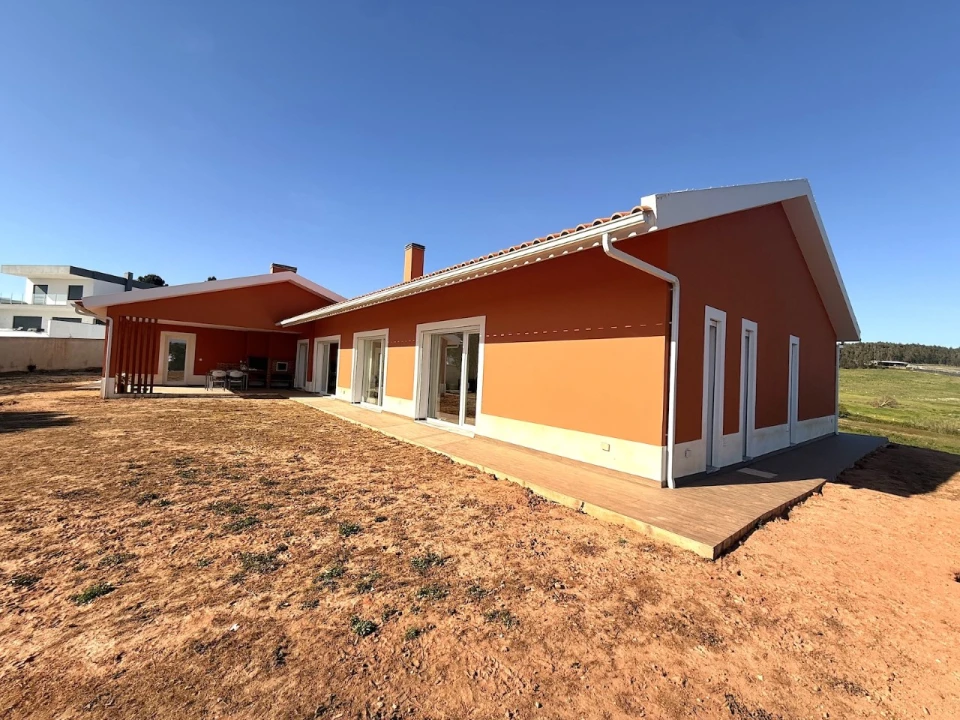 Moradia T4 para Venda em Ramalhal Foto 1
