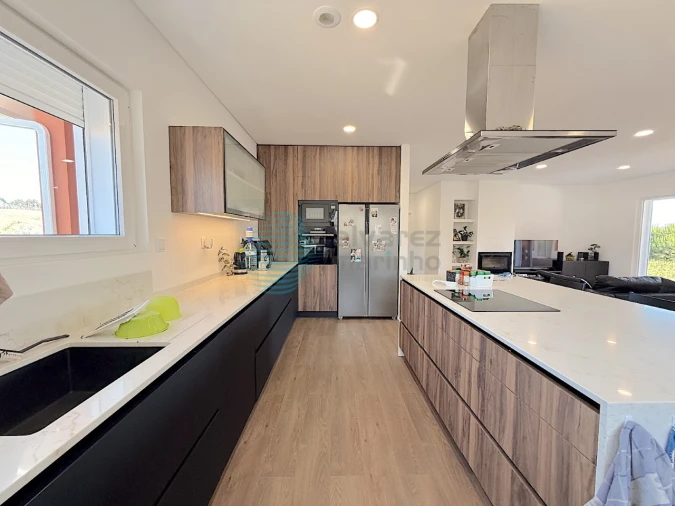 Moradia T4 para Venda em Ramalhal Foto 10