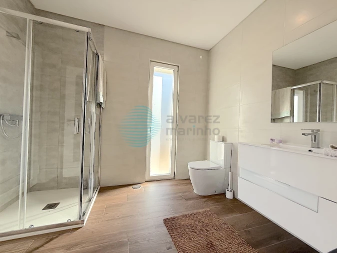 Moradia T4 para Venda em Ramalhal Foto 39