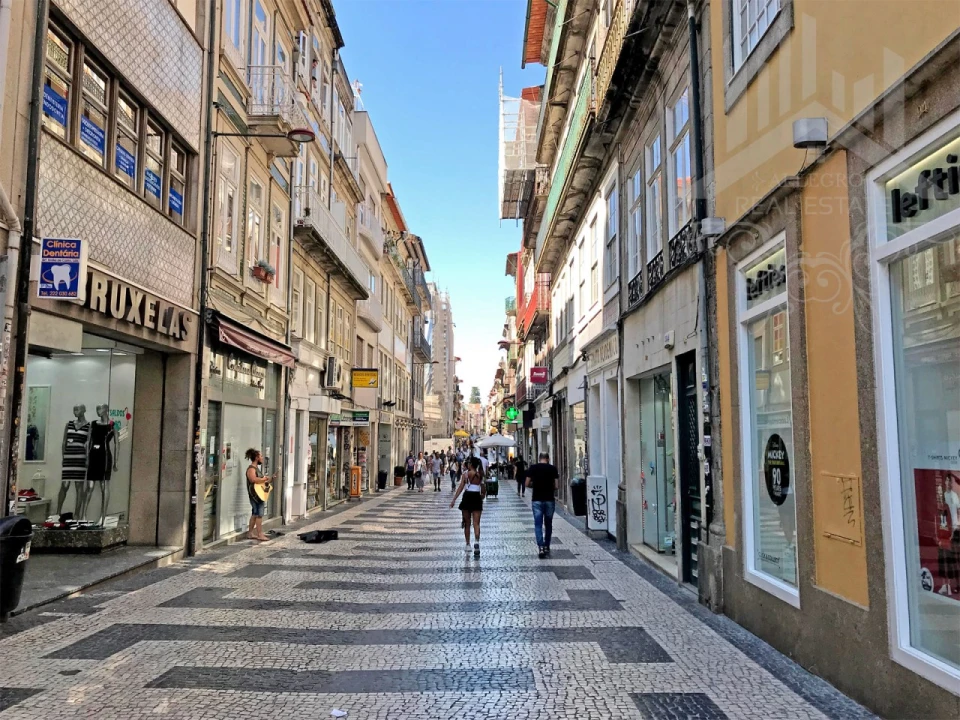 Apartamento T2 para Venda em Cedofeita, Santo Ildefonso, Sé, Miragaia, São Nicolau e Vitória Foto 7