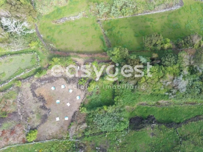 Moradia T1 para Venda em São João Foto 11