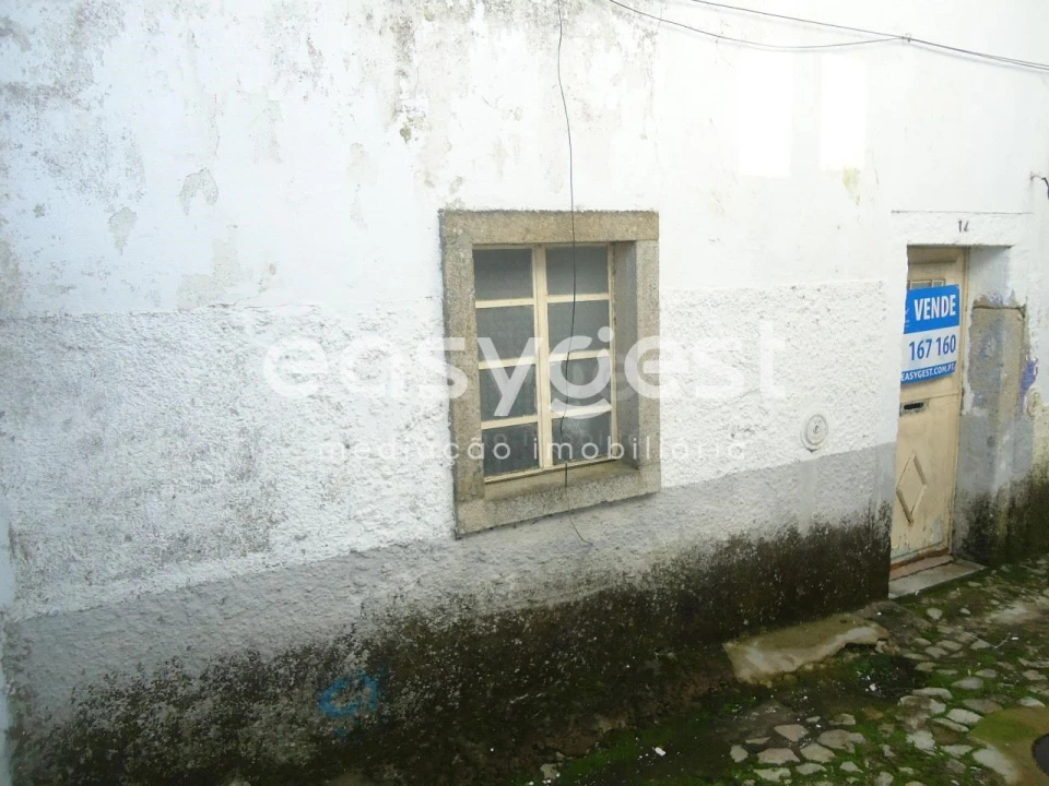 Moradia T2 para Venda em Alcains Foto 13