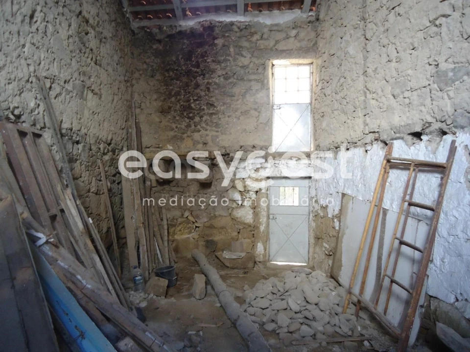 Moradia T2 para Venda em Alcains Foto 15