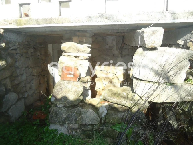 Moradia T2 para Venda em Alcains Foto 10