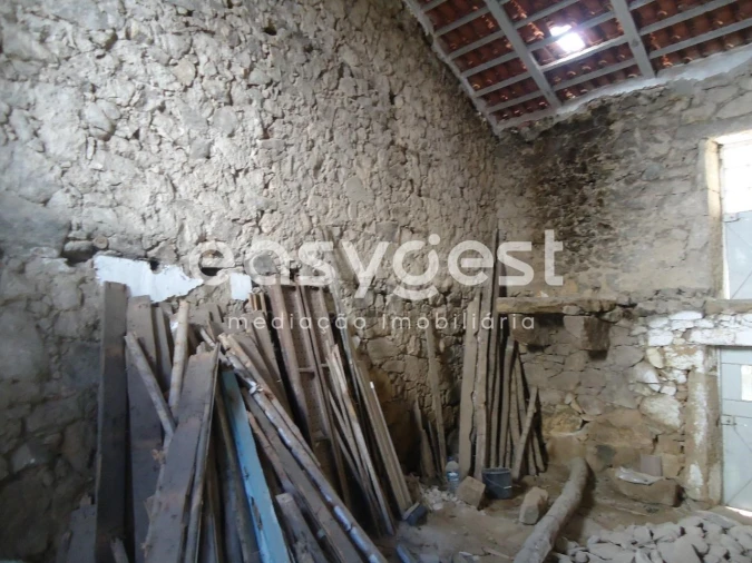 Moradia T2 para Venda em Alcains Foto 25