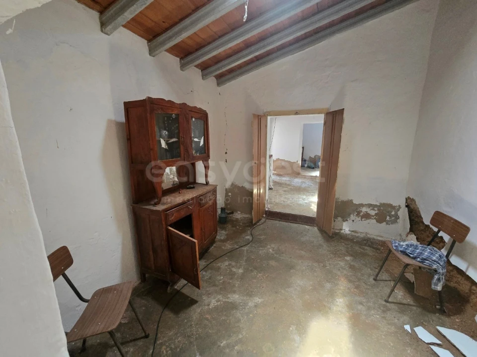 Moradia T2 para Venda em Alcaria Ruiva Foto 10
