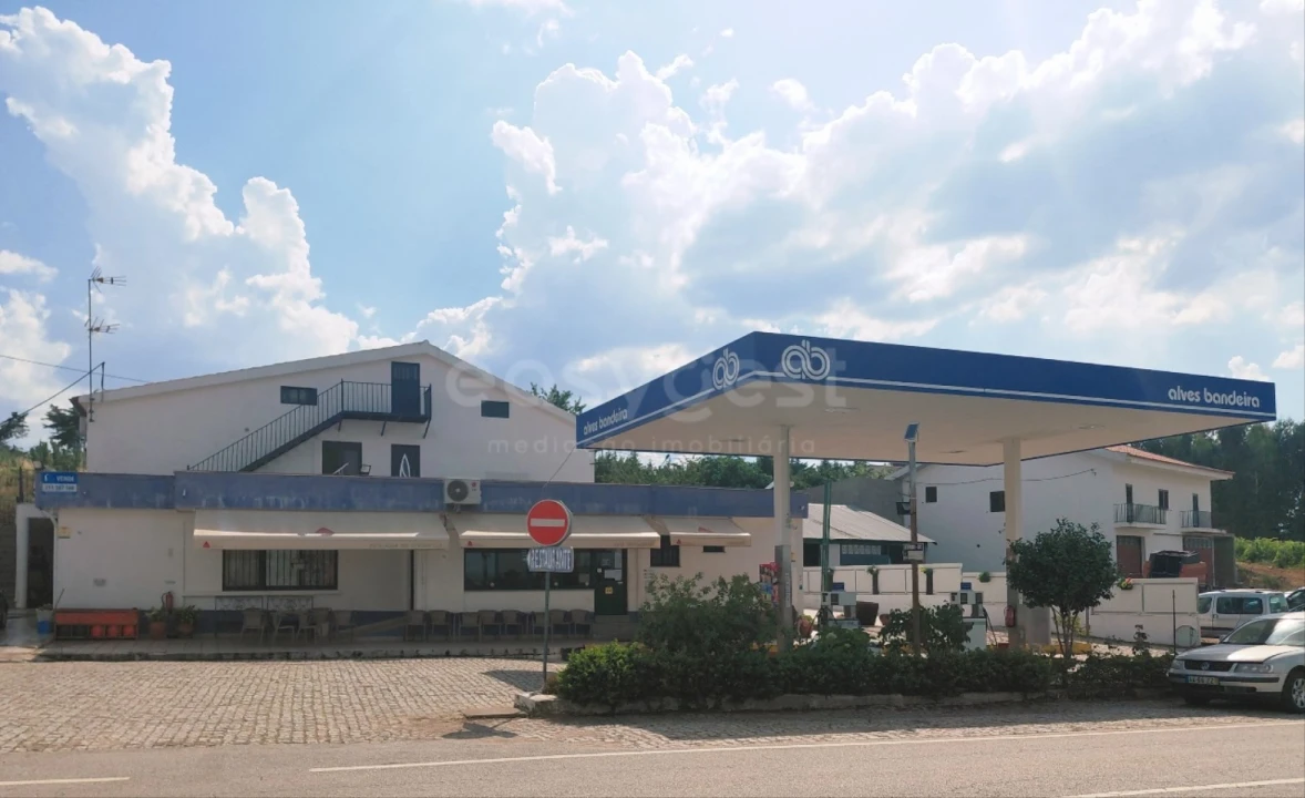 Negócio para Venda em Freixo de Espada a Cinta e Mazouco Foto 1