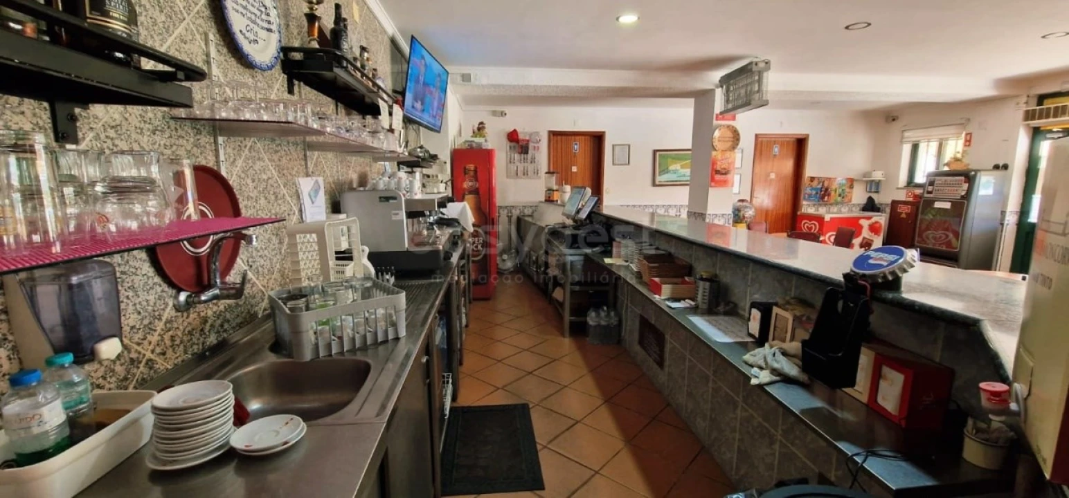 Negócio para Venda em Freixo de Espada a Cinta e Mazouco Foto 14