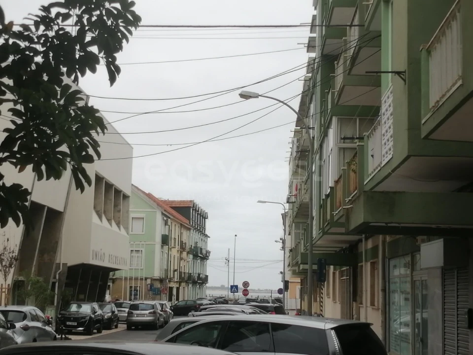 Loja para Venda em Algés, Linda-A-Velha e Cruz Quebrada-Dafundo Foto 7