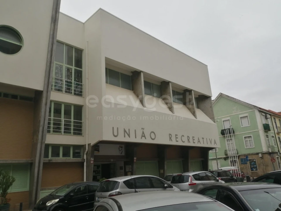 Loja para Venda em Algés, Linda-A-Velha e Cruz Quebrada-Dafundo Foto 8