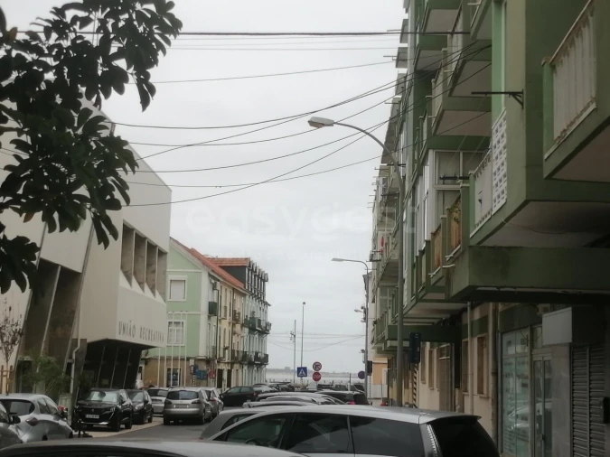 Loja para Venda em Algés, Linda-A-Velha e Cruz Quebrada-Dafundo Foto 7