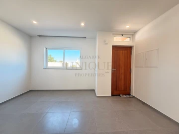Moradia T6 para Venda em Lagos (São Sebastião e Santa Maria)
