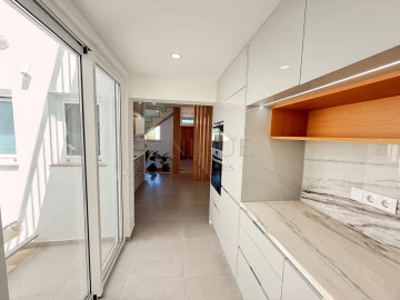 Moradia T6 para Venda em Lagos (São Sebastião e Santa Maria)